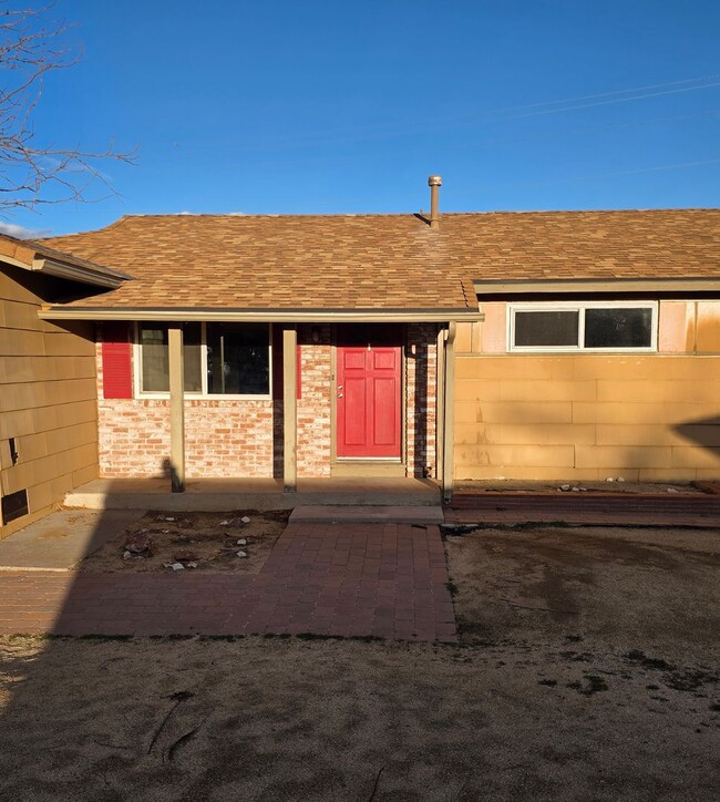 property at 3344 Everett Dr