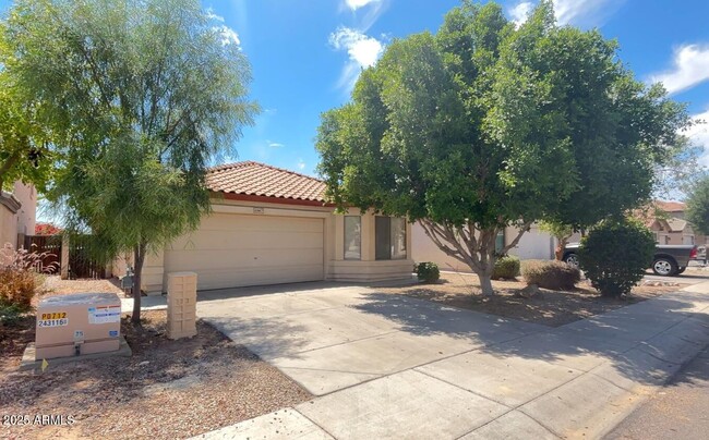 property at 10967 W Sheridan St