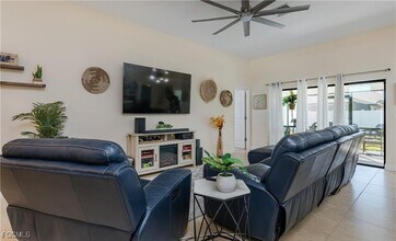 316 SE 16th St in Cape Coral, FL - Building Photo - Building Photo