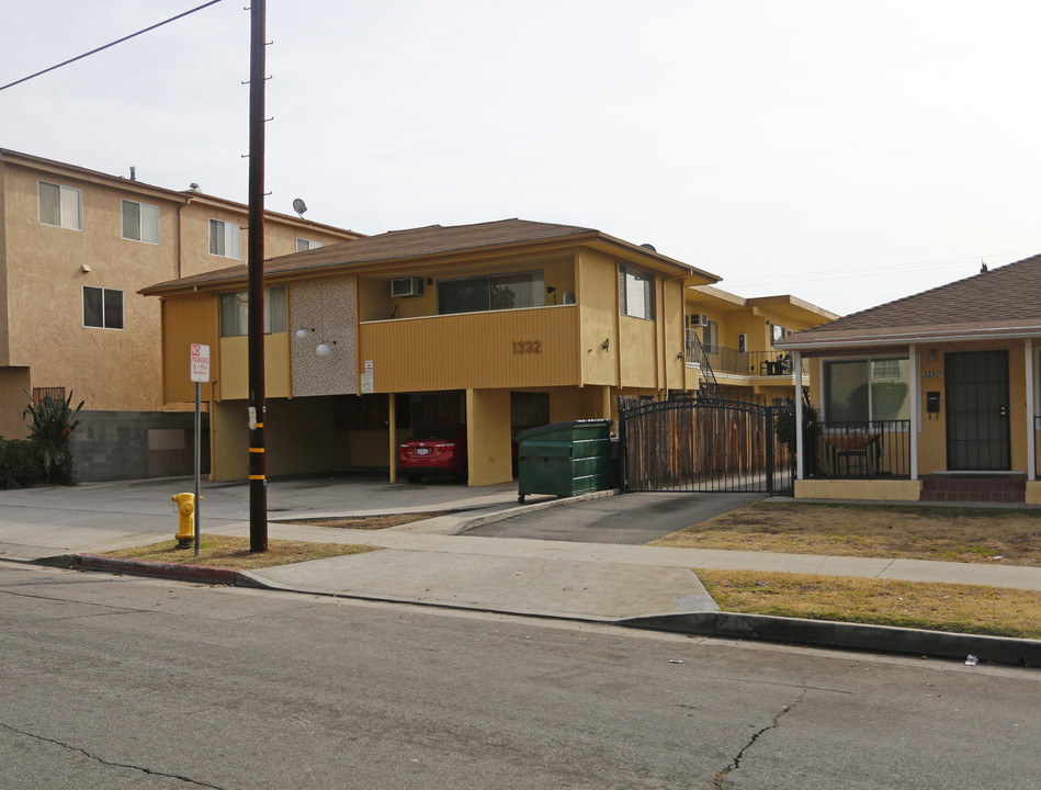 1332 E Harvard St in Glendale, CA - Foto de edificio