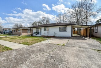 2708 Morningside Ln in Pasadena, TX - Building Photo - Building Photo