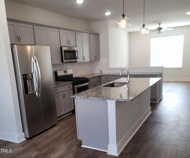 857 S Franklin St in Wake Forest, NC - Building Photo - Building Photo