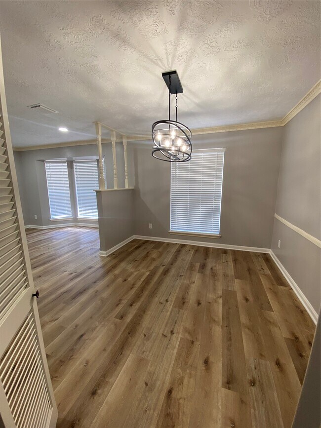 11702 N Petersham Dr in Houston, TX - Building Photo - Building Photo