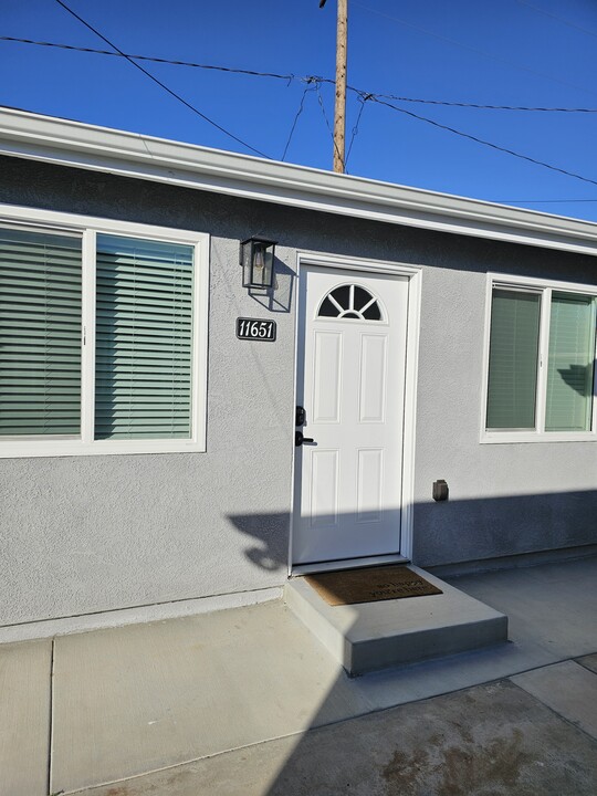 11649 Sunglow St, Unit 3 in Santa Fe Springs, CA - Foto de edificio