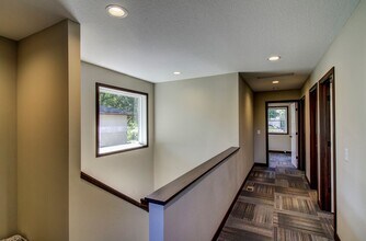 924 18th Ave SE in Minneapolis, MN - Building Photo - Building Photo