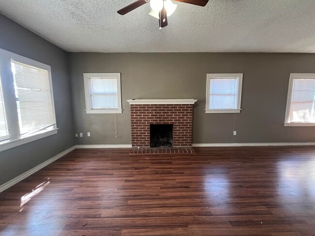 2208 18th St in Lubbock, TX - Building Photo - Building Photo