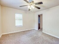 327 S Ponca Ave photo'