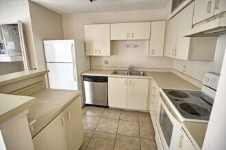 364 Northpointe Ct in Altamonte Springs, FL - Building Photo - Building Photo