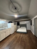 6913 Cocos Dr in Orlando, FL - Building Photo