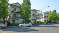 Floyd Light in Portland, OR - Foto de edificio - Building Photo