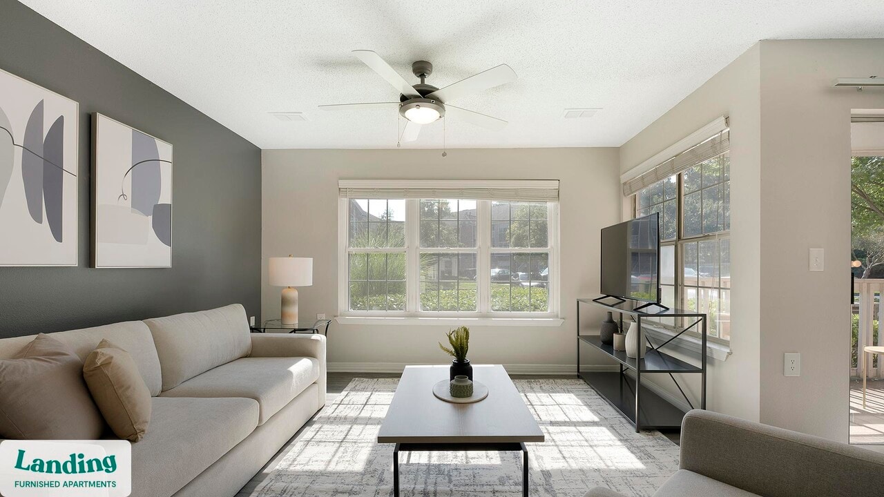 2201 Glenwood Ave SE in Atlanta, GA - Building Photo