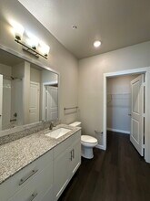 1916 N Beckley Ave in Dallas, TX - Building Photo - Building Photo