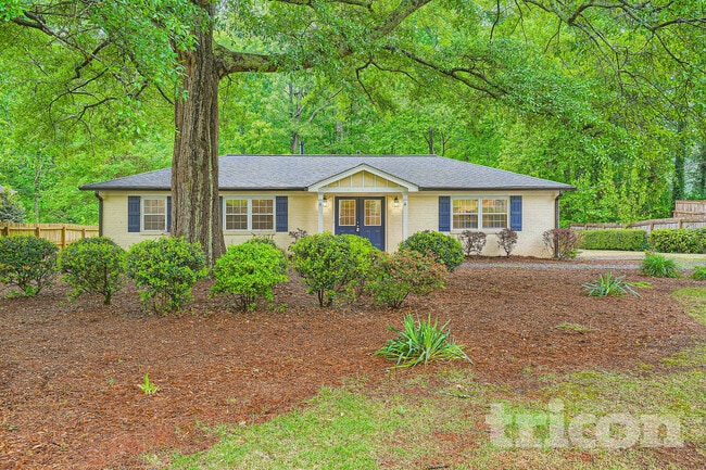 property at 2001 E Lake Dr