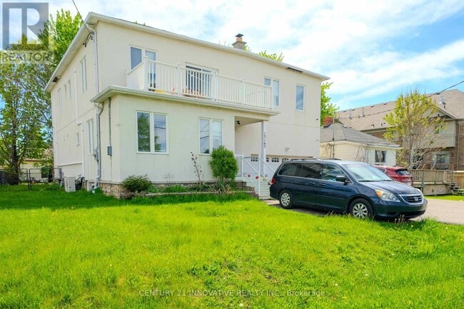 property at 13163 Bathurst St