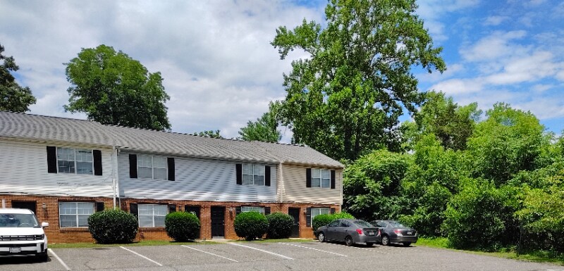 65 Duiguid Dr in Lynchburg, VA - Building Photo