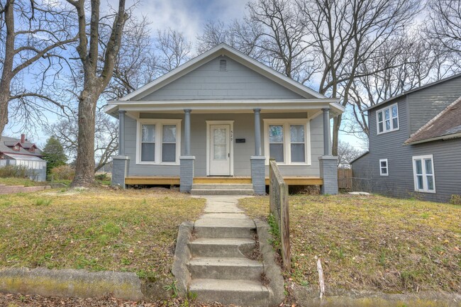 529 N Joplin Ave in Joplin, MO - Building Photo - Building Photo