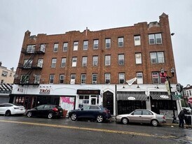 686 Bergen Ave in Jersey City, NJ - Building Photo
