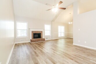 250 Ashley Oaks Dr in Mcdonough, GA - Building Photo - Building Photo