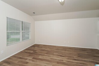 537 Fox Run Cir in Pell City, AL - Building Photo - Building Photo