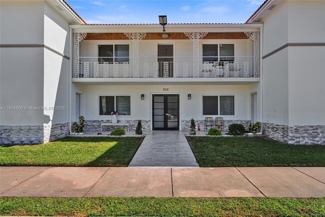 property at 7115 Rue Granville