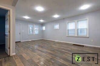 20017 Monica St in Detroit, MI - Building Photo - Building Photo