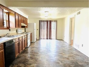 137 Mahan Ln in Follansbee, WV - Building Photo - Building Photo