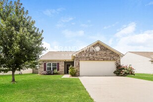 1406 Graybark St in Sheridan, IN - Building Photo