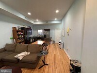 1411 W Thompson St photo'