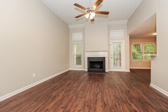 3868 Round Rock Dr in Nashville, TN - Building Photo - Building Photo
