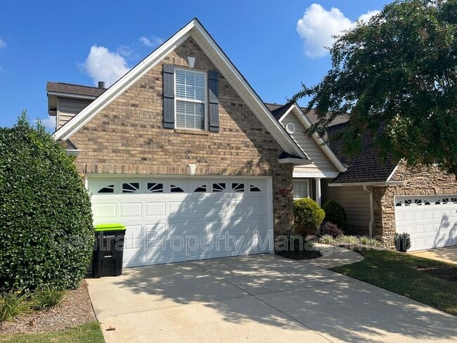 409 Falling Rock Way in Greenville, SC - Building Photo - Building Photo