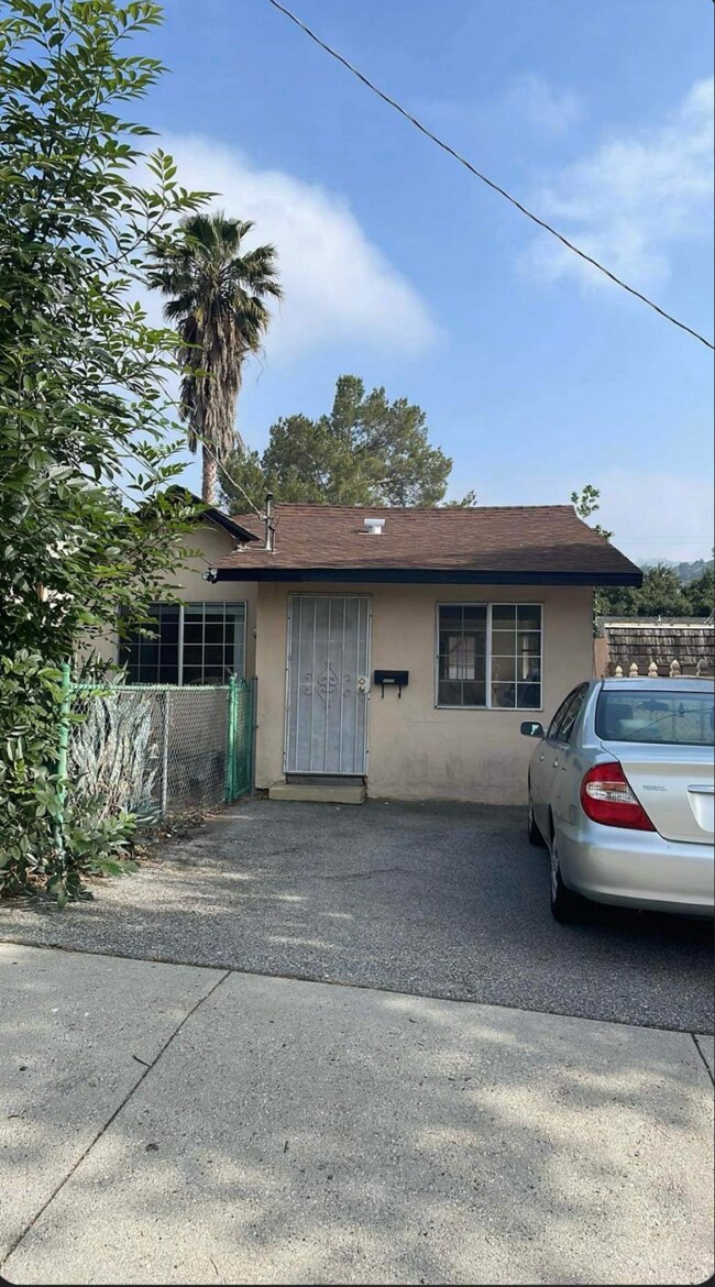 10009 Tujunga Canyon Blvd Rentals in Tujunga, CA