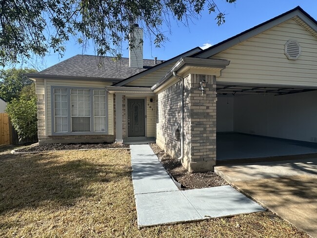 701 Meadow Top in Converse, TX - Building Photo - Building Photo