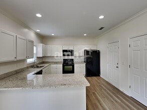 4063 Locerbie Cir in Spring Hill, TN - Building Photo - Building Photo