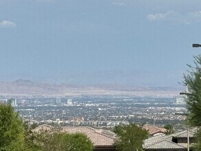 53 Cantabria Coast St in Las Vegas, NV - Building Photo - Building Photo