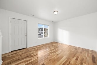 13300 S Indiana Chicago, IL 60827 in Chicago, IL - Building Photo - Building Photo