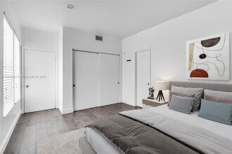 737 Jefferson Ave in Miami Beach, FL - Building Photo - Building Photo
