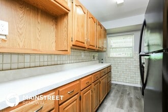 10309 Galloway Dr in St. Louis, MO - Foto de edificio - Building Photo