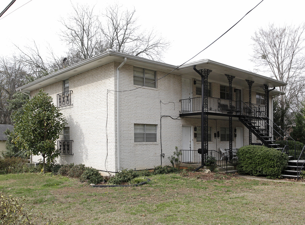 1720 W Forrest Ave in Atlanta, GA - Building Photo