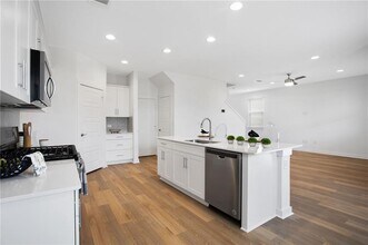 1029 Winnsboro Lp in Round Rock, TX - Building Photo - Building Photo