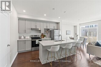 165 Angelonia Cres in Ottawa, ON - Building Photo - Building Photo