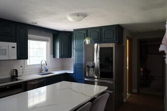 3 Hickory Ln in Framingham, MA - Foto de edificio - Building Photo