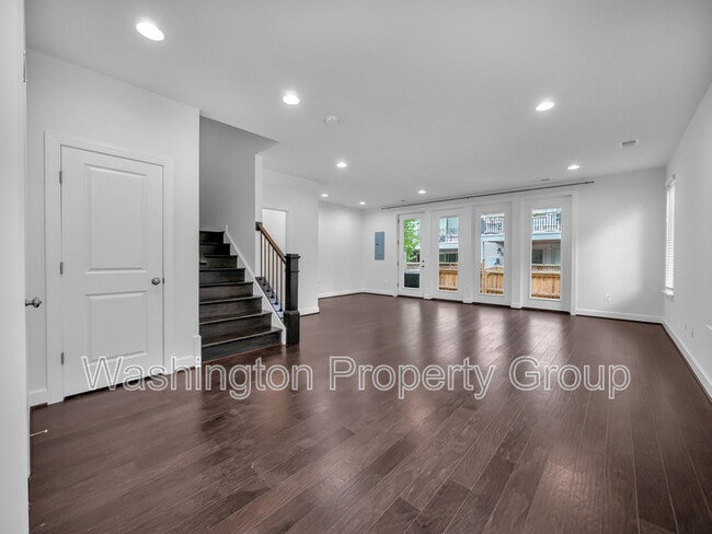 42281 Impervious Terrace in Brambleton, VA - Building Photo - Building Photo