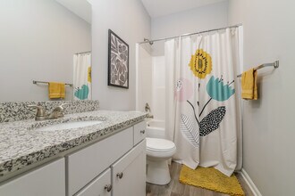 706 Pampas St in Pleasant Hill, MO - Building Photo - Building Photo