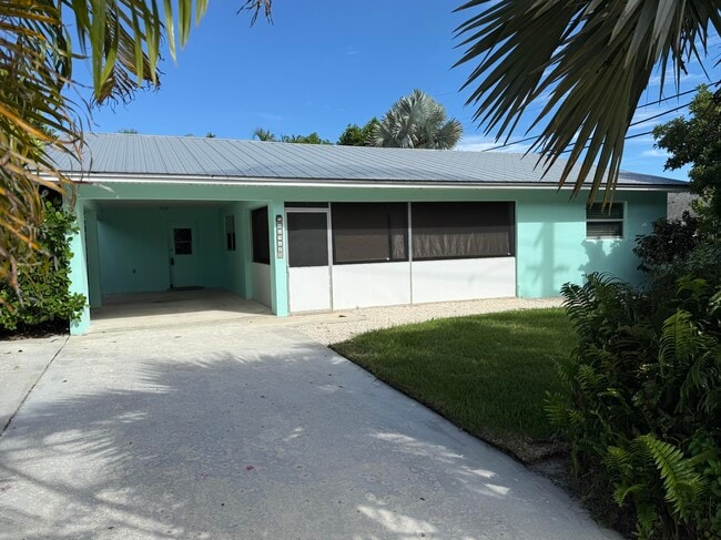 11914 Ellison Wilson Rd in North Palm Beach, FL - Building Photo - Building Photo