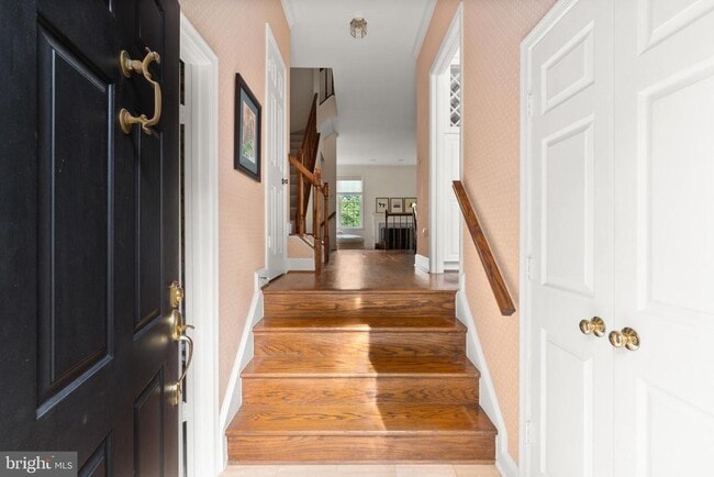 3611 Winfield Lane Northwest in Washington, DC - Building Photo - Building Photo