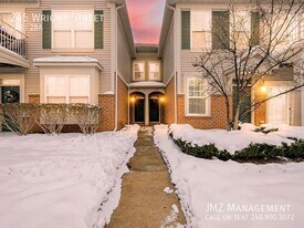 245 Wright St in Wixom, MI - Building Photo