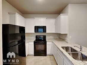 8727 Key Windy Way in Converse, TX - Building Photo - Building Photo