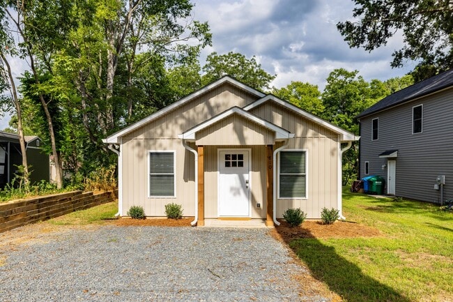 property at 810 Long St