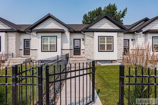 1415 Fremont Ave