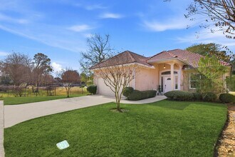 43 Regency Pt in Montgomery, TX - Building Photo - Building Photo